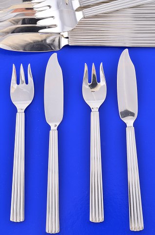 Georg Jensen Silber Bernadotte Fischbesteck für 12 Personen