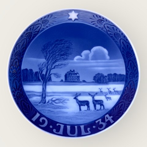 Royal Copenhagen
Christmas plate
1934
*DKK 500