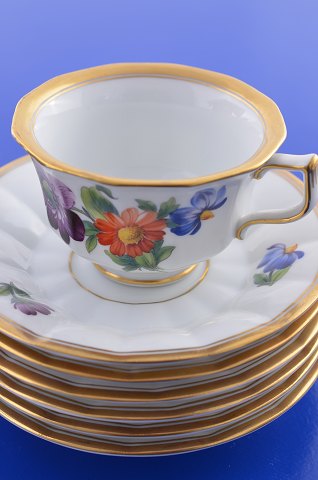 Royal Copenhagen  Saxon flower Teacup 8500