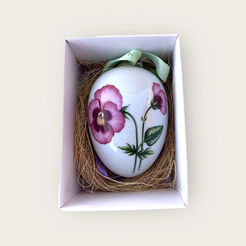 Royal Copenhagen
Easter eggs 2015
Pansy
*DKK 1000