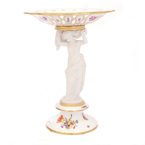 Royal Copenhagen tazza circa 1890. H: 41cm. D: 
31cm