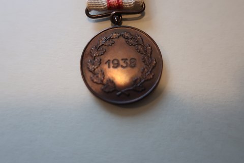 For samleren: 
Risskov Roklub - Klubmester - 1938
Med bånd, nål  og emblem
H: 4cm