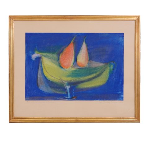 Carl-Henning Pedersen, 1913-2007, Zeichnung. 
"Grüne Schale mit roten Birnen". Signiert und 
datiert 1955. Lichtmasse: 35x52cm. Mit Rahmen: 
55x69cm