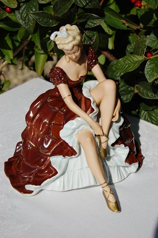 Deutch porcelain figurine