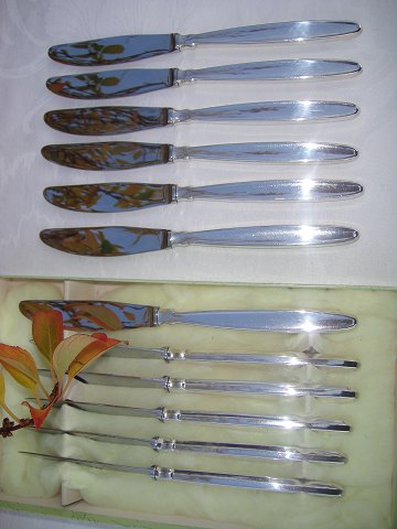 Pia silverplate Dinnerknifes