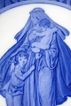 Royal 
Copenhagen 
plat, Woman 
with two 
children. 
Diameter 20,5 
cm. From 1918. 
1. Quality, 
fine ...