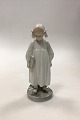 Royal Copenhagen Figurine Girl with Book No 922