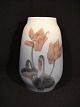Art Nouveau 
Vase.
  Royal 
Copenhagen RC 
254/1224. Höhe: 
19 cm.
  Erste 
Sortierung.
  Preis ...