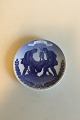 Royal 
Copenhagen 
Commemorative 
Plate from 1924 
RC-CM223
Two soldiers 
carrying a 
fallen ...