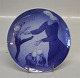 Royal 
Copenhagen 1981 
RC Mother's 
day. Mother 
with Child. Ib 
Spang Olsen In 
mint and nice 
condition
