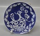 Royal 
Copenhagen 
Plate Mother's 
day 1975 Bird 
in nest with 
her Young One 
Arne Ungermann. 
In mint ...