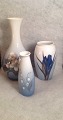 Vase mit 
Liljekonva. 
Höhe: 13,5 cm. 

Bing & 
Gröndahl B & G 
Nr. 157-5126 
Preis Euro 22, 
- ...
