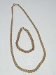 Armband und Halskette m Golddubblé. Länge 45 und 18 cm