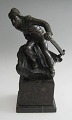 Schaffert, W. 
(1895 - 1915) 
Deutschland: 
Ein Fischer. 
Bronze. Gez. W. 
Schaffert FEC. 
H:. 24 cm. ...