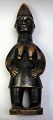 Afrikanische weibliche Figur in Holz, 20. Jahrhundert -. Ältere. H:. 39 cm.
