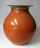 Craquele Vase, 
Royal 
Copenhagen, 
D&auml;nemark, 
1936. Grauer 
Porzellan mit 
rote und 
goldene ...