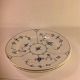 Blåmalet - 
Fluted.
Mittagessen 
Teller flach 21 
cm.
Bing und 
Gröndahl
B & G nr 26
Inventory: ...