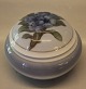Royal 
Copenhagen 
846-400 RC Art 
Nouveau bonbon 
box, round 9.5 
x 13 cm Blue 
Flower lid 
845-400 In ...