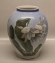 Royal 
Copenhagen 
2650-35 B RC 
Vase with 
flowers and 
moth 30 x 28 cm 
In mint and 
nice condition
