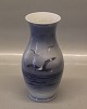 Royal 
Copenhagen RC 
1138-2289 Vase 
Seagulls  18 cm 
In mint and 
nice condition
