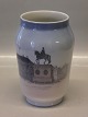 Royal 
Copenhagen 4566 
RC Statue at 
Hoejbro Square 
Copenhagen 17 
cm In mint and 
nice condition
