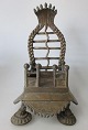 Indian Bronze 
Tempel, Cire 
perdue, 19. 
Jahrhundert. 
Geformt wie ein 
Thron. Auf 4 
Beinen. H:. 18 
...