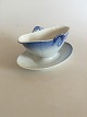 Bing and 
Grondahl Sauce 
Boat No 8
Measures 23,5 
cm x 9.25 cm