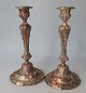 Paar Napoleon 
III Bronze 
Leuchter, 19. 
Jh. Frankreich. 
Giesst med 
rocaillen, 
Blumen und 
Laub. ...