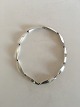 Bent Knudsen 
Sterling Silver 
Necklace. 
Measures 35.2 
cm / 13 55/64". 
Weighs 44 g / 
1.55 oz.