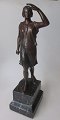 Kraus, C (19/20 Jahrhundert.) Deutschland: Diana. Bronze-Skulptur. Auf mamor base. Signiert: C. ...