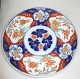 Japanische 
imari teller 
19/20. 
Jahrhundert. 
Dekoriert mit 
Blumen. 
Polychrome 
verziert mit 
...