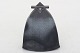 H: 24 cm.
W: 19 cm.
D: 6 cm.
