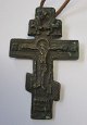 Kruzifix in 
Bronze, 20. 
Jahrhundert.