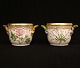 Royal Copenhagen: Zwei Flora Danica Weinkühler, Porzellan. #3570. H: 12,2cm. D: 
14,5cm (Ohne Henkel)