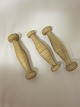 "Ryspinde"
Geräte, die 
bei der 
Verarbeitung 
des Flachs 
verwendet sind
Links: L: 
11,5cm, Dkr. 
...