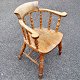 Englischer 
Kapitän Chair 
18. 
Jahrhundert. 
Polierte Buche. 
H. 81 cm, B. 65 
cm, D. 54 cm.