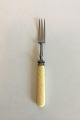 Gaffel af stål 
med benskaft. 
Måler 21,7 cm