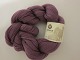 Kidmohair - 1-eindrähtig
Kidmohair/Kidmohär ist ein Naturprodukt von der 
höchsten Qualität von den Angoraziegen aus Süd 
Afrika
Diese Farbe ist: Trauben-farbe, Farbenr. 1104
Knäuel mit 50 Gramm