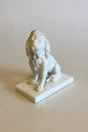 Bing & Grondahl 
Bisque Sitting 
Lion. Measures 
13 cm / 5 1/8 
in.