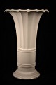 Hetsch vase 
from Royal 
Copenhagen, 
white with gold 
edge.
1.Quality. H: 
27,5cm. ...