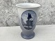 Royal 
Copenhagen, 
Roundabout Vase 
1932, High 
bridge, 15cm 
high, 9.5cm in 
diameter, 
1.Sorting * ...