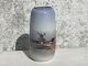 Lyngby 
Porzellan, Vase 
# 130 / 93f, 
Landschaft mit 
Mühle, 22,5 cm 
hoch, 9 cm 
Durchmesser, 2. 
...