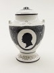 Royal 
Copenhagen 
1818-1918 
reminiscent 
vase H. 18 cm. 
1st choice. No. 
376646