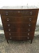 Dresser.
Lacquered nut tree.
1100, -