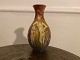 Schöne 
Sgraffito Vase 
von Törngrens 
Krukmakeri in 
Schweden. Das 
Motiv der Vase 
sind vier 
Frauen. ...