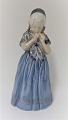 Royal 
Copenhagen. 
Fig. 
Bornholmere 
Mädchen. Modell 
1323. ...