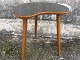 Kleiner Formica 
Tisch
450kr