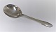 Georg Jensen. 
Silberbesteck . 
Sterling (925). 
Kugle. ...