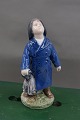 Royal 
Copenhagen 
Porzellan Figur 
Nr. 3556, Junge 
mit ...