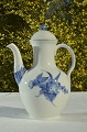 Royal 
Copenhagen 
Blaue Blume 
glatt 
Kaffeekanne 
8034